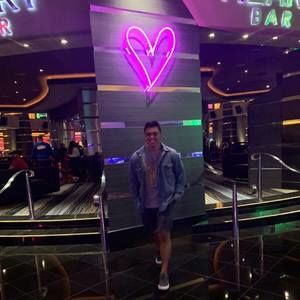 Meet your Posher, Fred